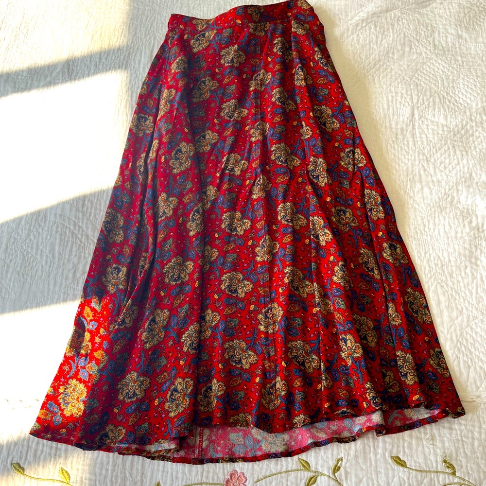 Vintage Liz sport red maxi skirt